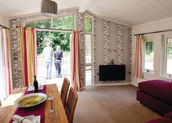 Merley-Woodland-Lodges