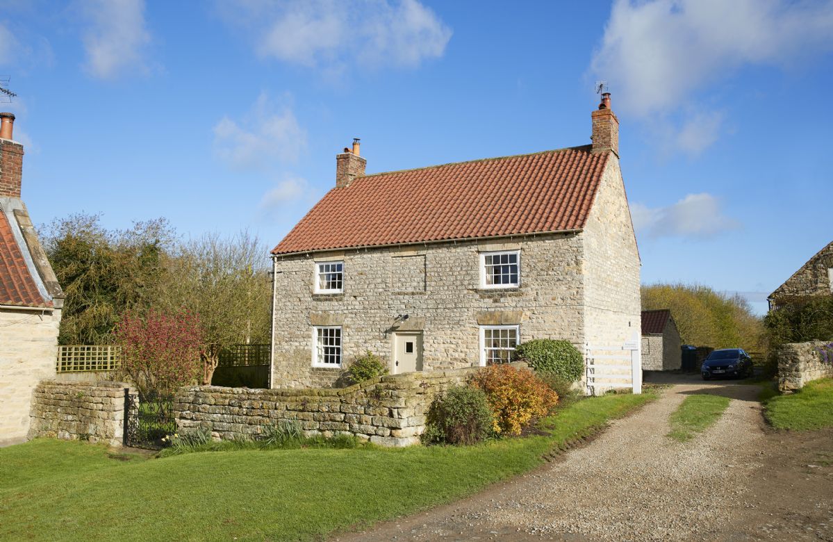 Click here for more about Lime Kiln Farmhouse