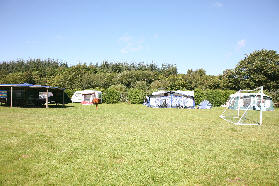 Riverside-Caravan-and-Camping-Park