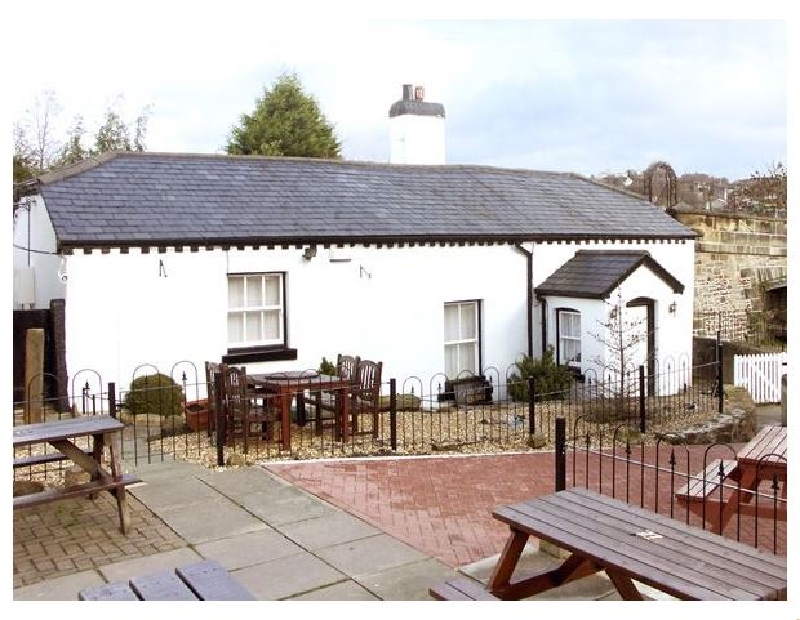 Scotch Hall Cottage a british holiday cottage for 6 in , 
