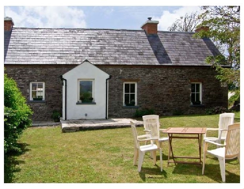 Brosnan's Cottage a british holiday cottage for 7 in , 