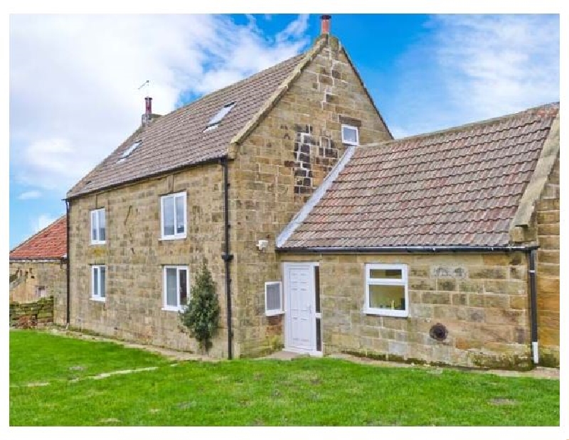 Tidkinhow Farm a british holiday cottage for 8 in , 