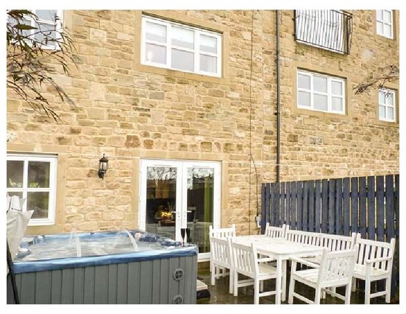 Pinnacle View a british holiday cottage for 10 in , 