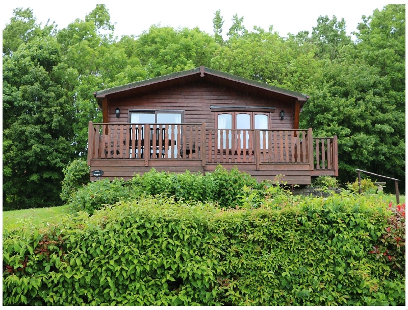 Oak Lodge a british holiday cottage for 4 in , 