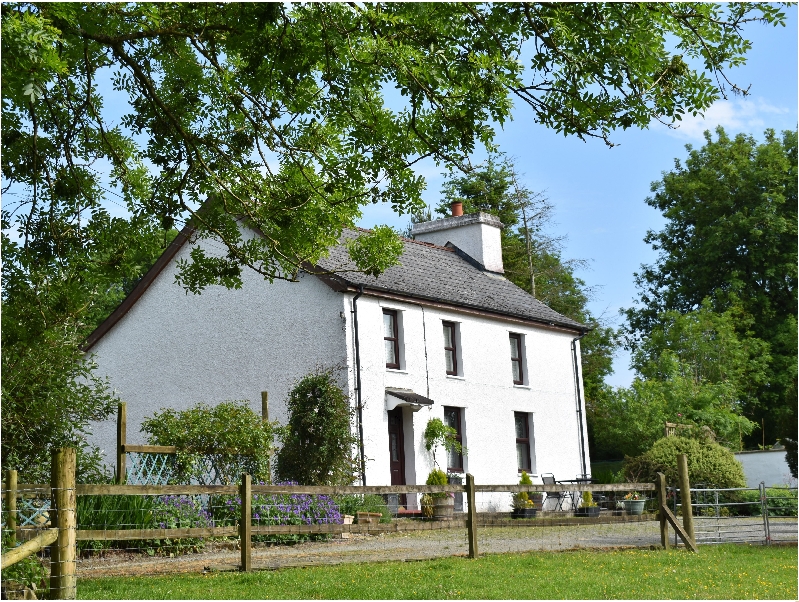 Penlon a british holiday cottage for 7 in , 