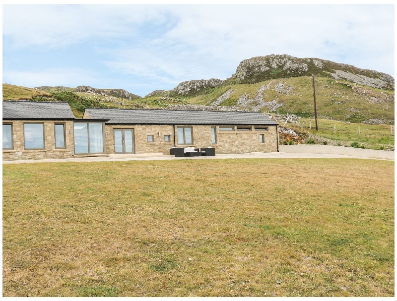 House Crohy Head a british holiday cottage for 6 in , 