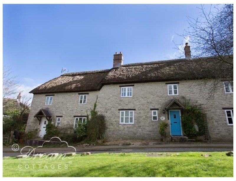 Blossom Cottage a british holiday cottage for 7 in , 