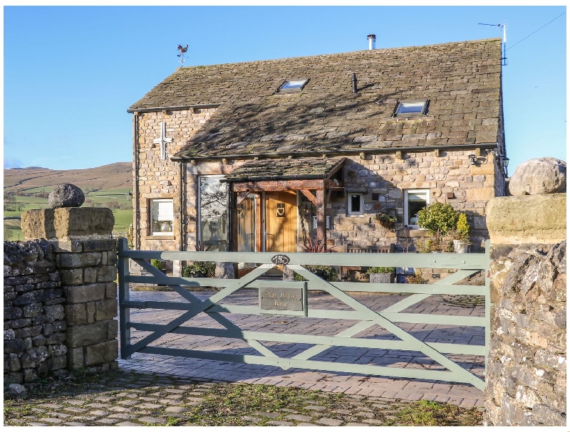 Flatt House Barn a british holiday cottage for 8 in , 