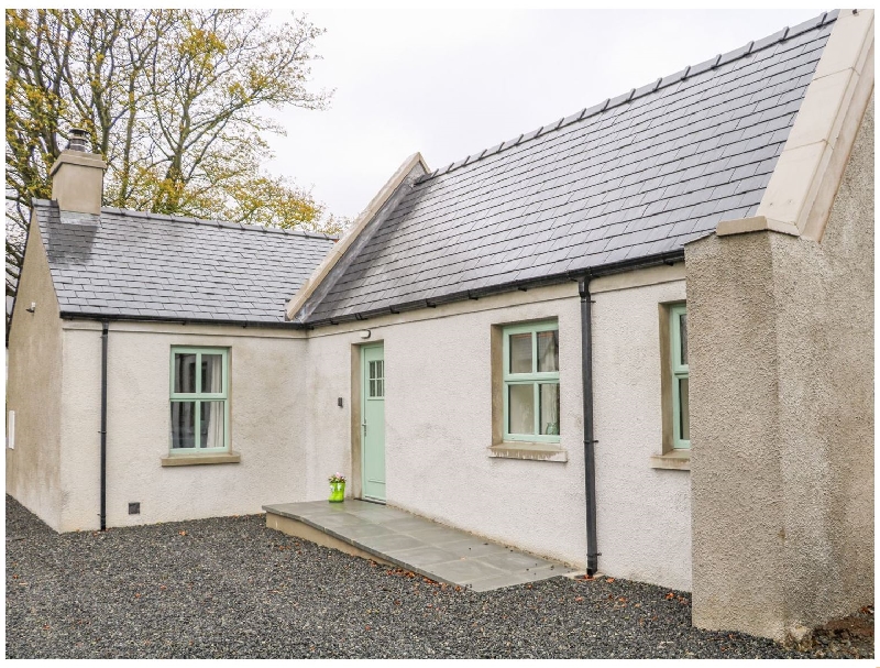 Minnie's Cottage- Killeavy a british holiday cottage for 4 in , 