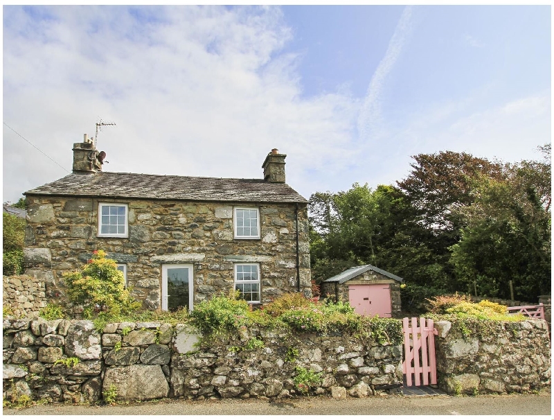 Bwthyn Nain a british holiday cottage for 4 in , 